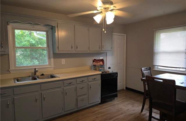 1818 Streamline Drive S Gallery 3