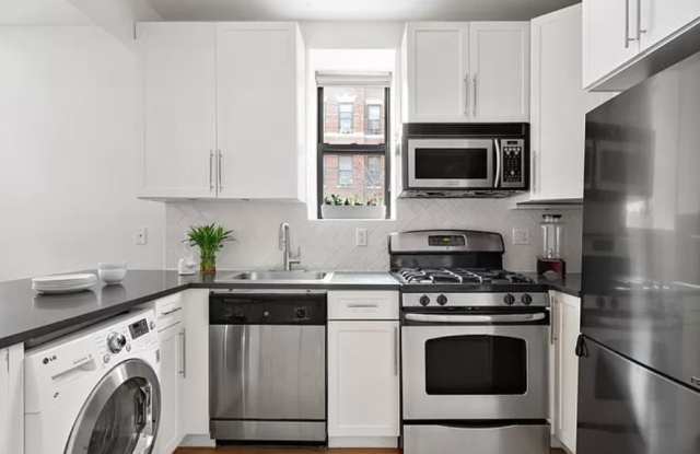 305 West 150th Street Gallery 4
