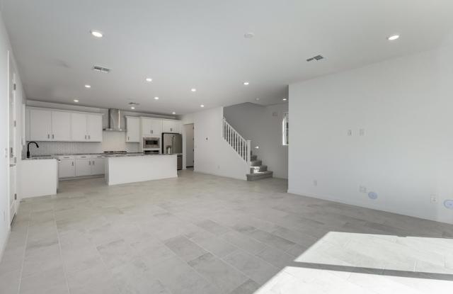 2436 W Maximo Way photos photos