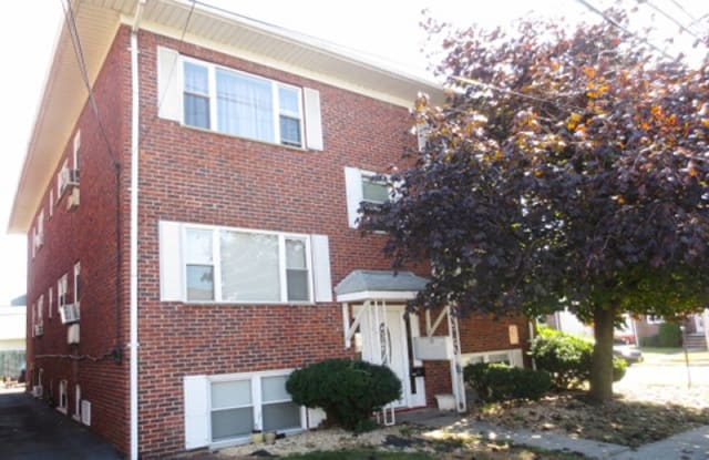 308 FRANKLIN AVE - 308 County Road 645, Belleville, NJ 07109
