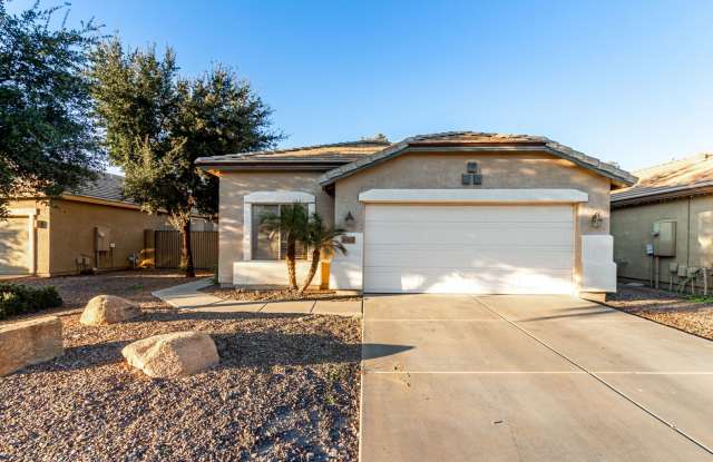 3 bed/2 bath home in Power Ranch - 4013 South Summer Court, Gilbert, AZ 85297