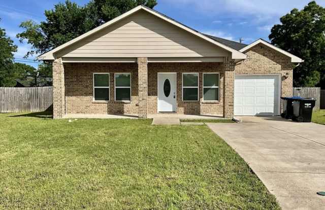 4705 Henry St photos photos 4705 Henry St photos photos