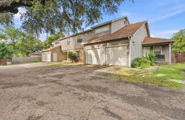 Townhome for Lease in North Austin! Gallery 4
