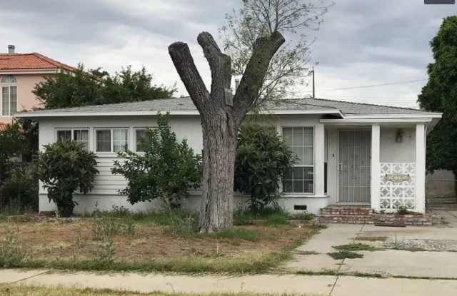 14753 Hagar Street Gallery 2