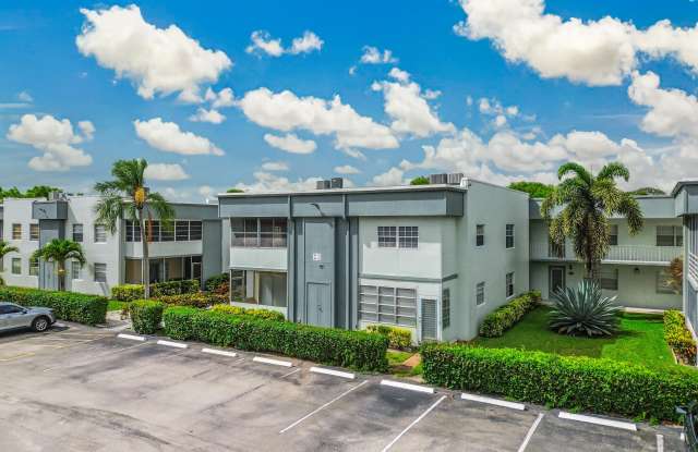 560 Capri photos photos