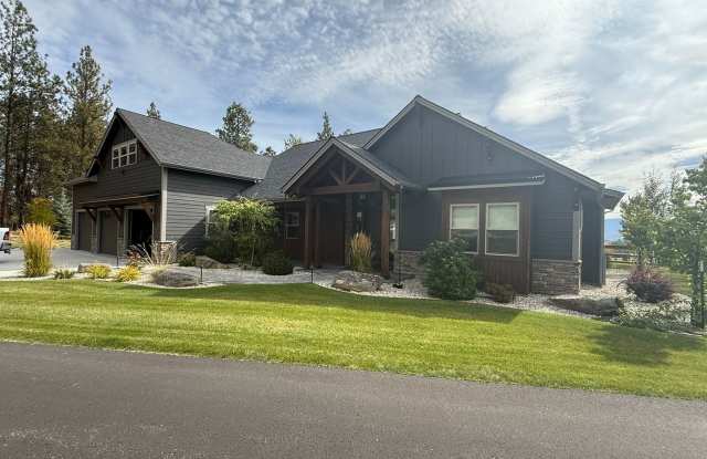 Luxury Fully Furnished Home for Rent — Florence, Montana Gallery 1