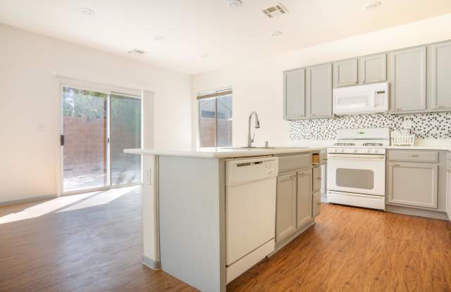 9265 Placer Bullion Avenue Gallery 3