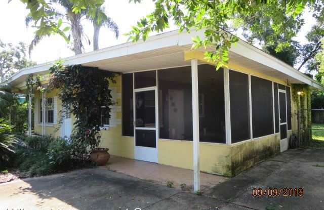 1122 Courtland Street Gallery 4