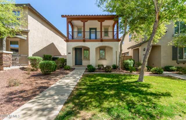 2555 N RILEY Road Gallery 2