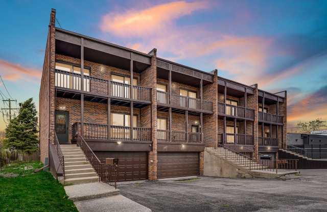 561 Greenwood Road photos photos
