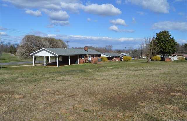 3082 Wilkesboro Highway Gallery 4
