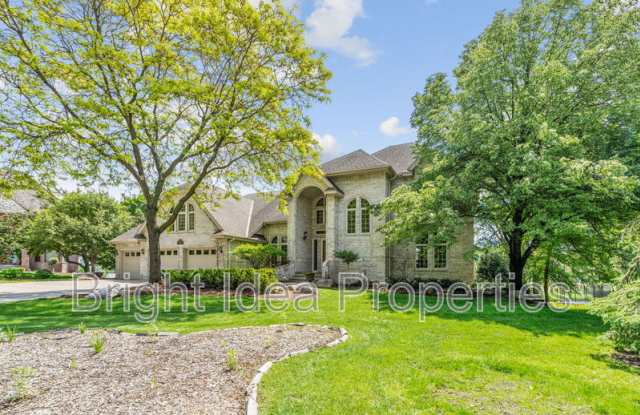 6210 Deerwood Circle North Gallery 1