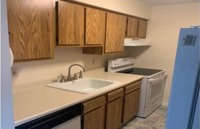 731 Belleville Ave photos photos