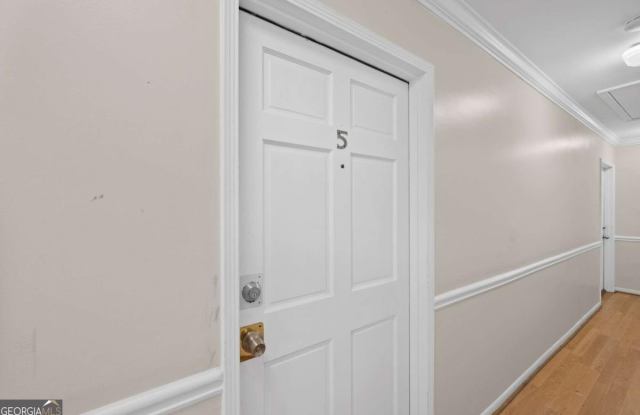 11 Peachtree Hills AVE NE B5 photos photos