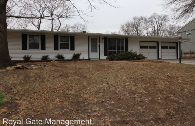 9954 Countryside Rd - 9954 Countryside Road, Lenexa, KS 66215