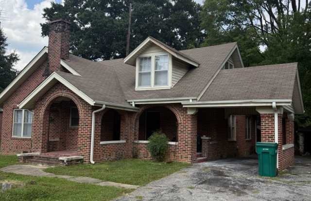 **Spacious 4 Bedroom, 2 Bath Home – Available for Rent!** Gallery 3