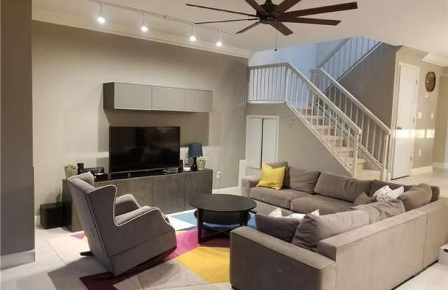 3041 NE 183rd Ln - 3041 Northeast 183rd Lane, Aventura, FL 33160