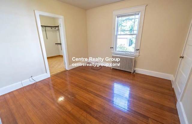 87 Glen Ave. Gallery 4