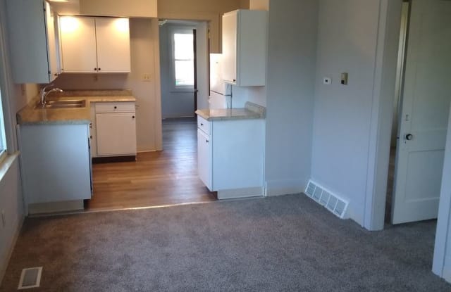 713 Jessop Ave - 713 Jessop Avenue, Lansing, MI 48910