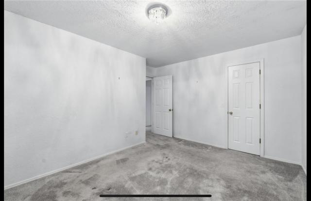 14341 Fox Rd Gallery 2
