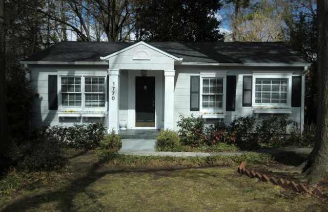 1770 Bragg Street Gallery 3