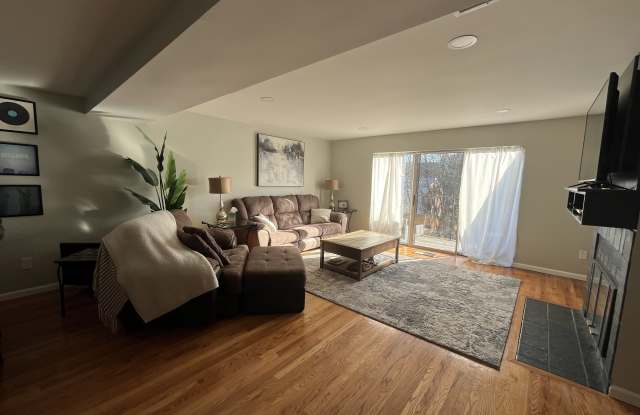 95 Highland Road - 95 Highland Road, Stamford, CT 06902 95 Highland Road - 95 Highland Road, Stamford, CT 06902