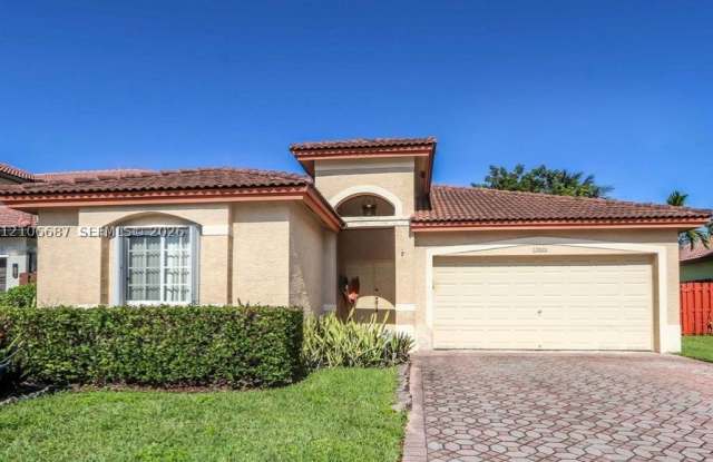 12001 SW 133rd Ter Gallery 1