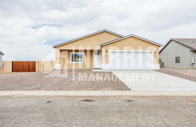 Beautiful Brand New Home with Block Wall photos photos