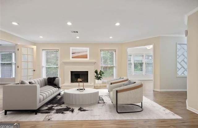 911 Hollyfax Circle NE photos photos