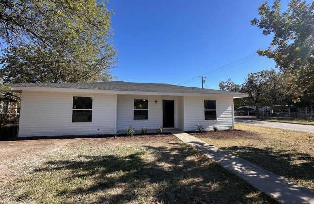 2318 1st Street photos photos