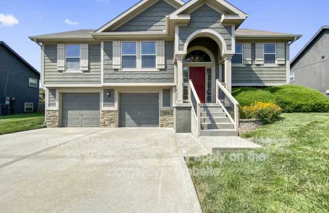 8928 NE 116th Ter photos photos