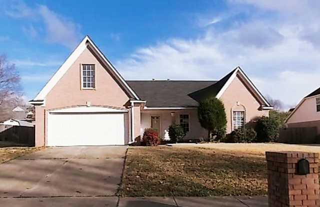 Lovely Bartlett Home In The Beautiful Bartlett Estates Subdivision! Interior Images Coming Soon! Backyard Is Fully Fenced! Pets Are Welcome With Owner's Approval, Fees Apply! photos photos