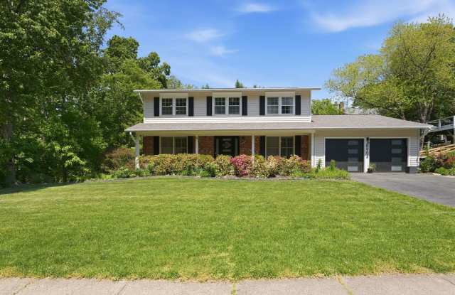 Freshly Refined Home with Generous Space and Timeless Appeal photos photos