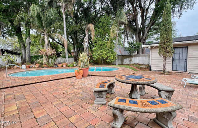 5557 FLORAL Avenue photos photos