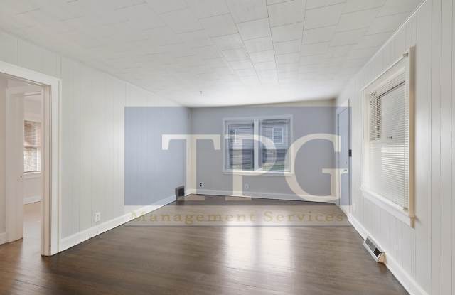 13425 Parker Avenue Gallery 4