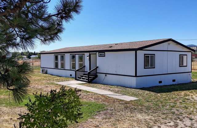 6205 N Ormond Rd - 6205 North Ormond Road, Otis Orchards-East Farms, WA 99027