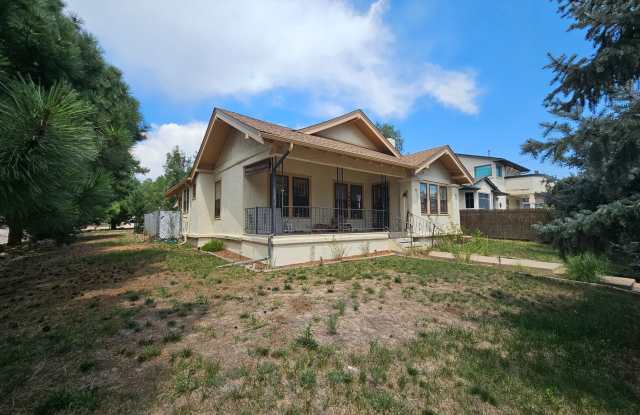 3 Bed 1 Bath Charming Westside Retreat!! photos photos