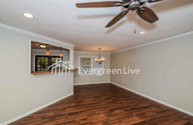 237 Russet Woods Drive Gallery 4