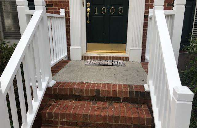 1005 New Dover - Bev Roberts Rentals & Property Management Gallery 3