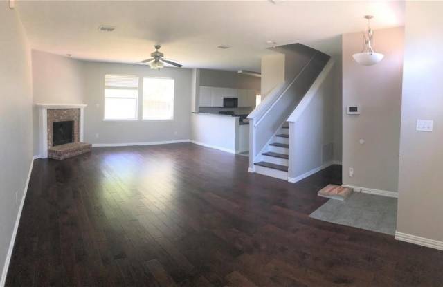 2041 Apple Drive Gallery 4
