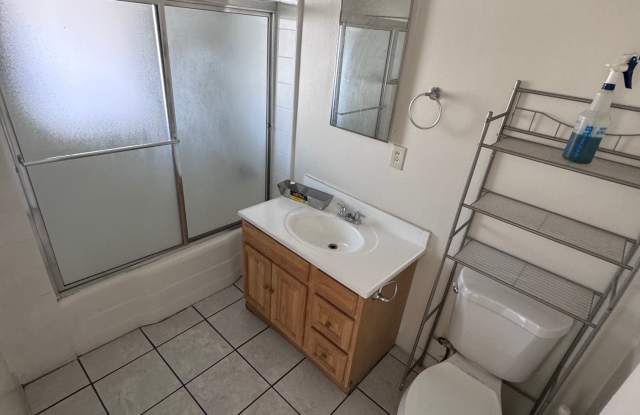 451 W Foothill Blvd - 451 West Foothill Boulevard, Azusa, CA 91702