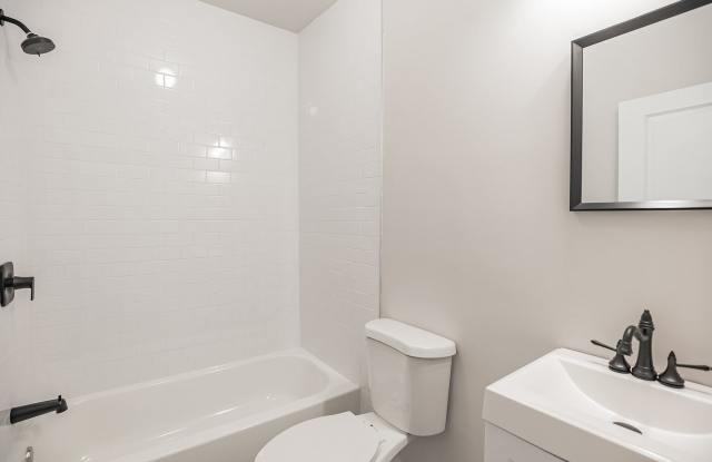 Large 3 Bedroom 1 Bathroom House for Rent Gallery 4