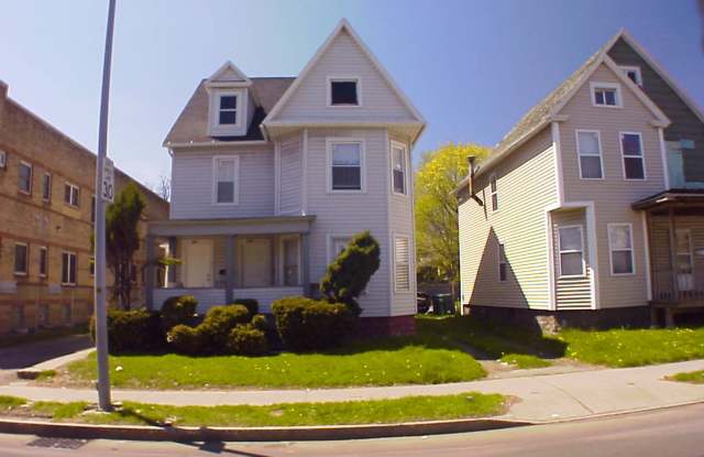 Dewey Ave. (719-721 - 719 Dewey Avenue, Rochester, NY 14613