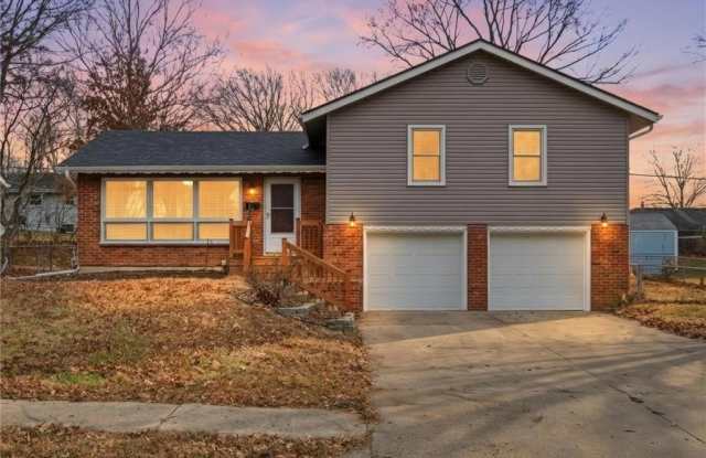 8631 N Charlotte Street photos photos