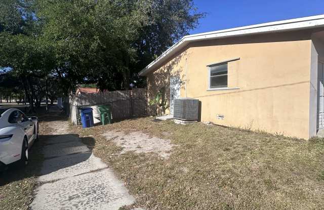 1111 Ne 204th Terrace photos photos