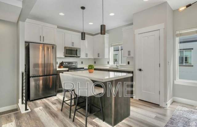 4109 S. 300 E. Gallery 3