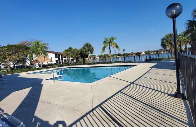 214 Lake Pointe Dr photos photos