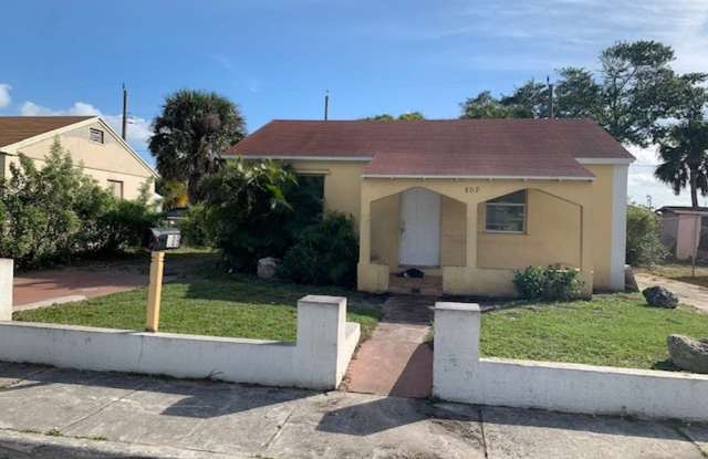 4 Bedroom 2.5 Bathroom SF House photos photos 4 Bedroom 2.5 Bathroom SF House photos photos