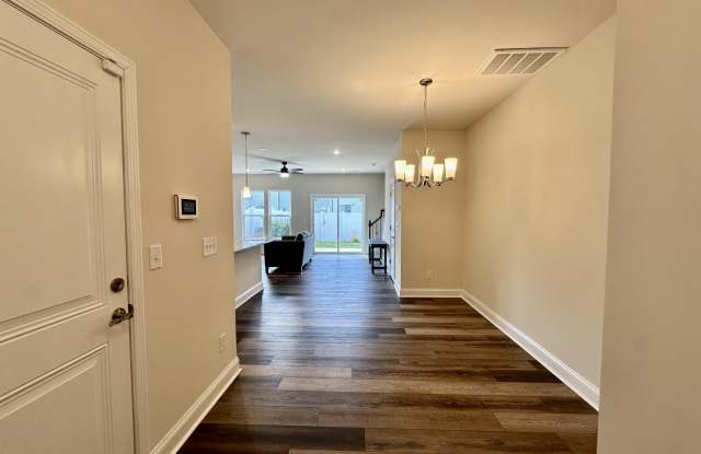 117 Woodford Reserve Court Gallery 4