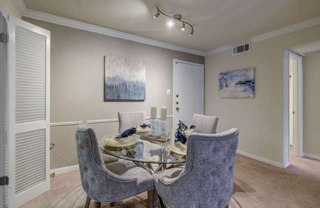 Creole on Yorktown Gallery 4
